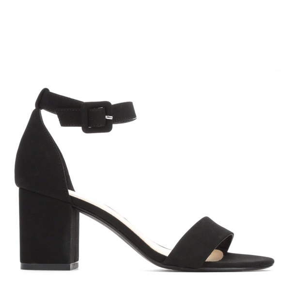 City Classified Black Cake Ankle Strap 2.5” Heel - Picture 4 of 7